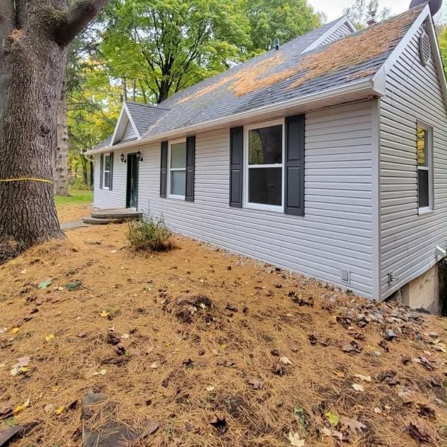 Seamless Alu-Rex gutters installed — Hawkesbury ON